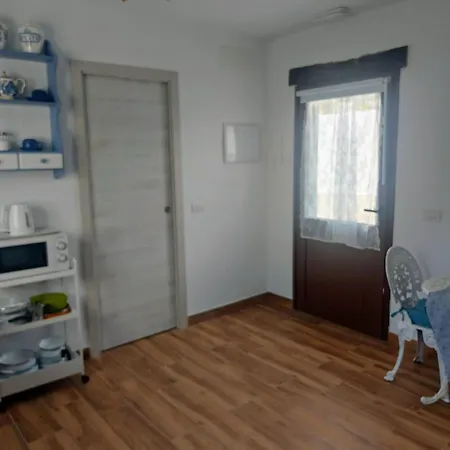 Casa Roberta Aire 公寓 阿罗纳