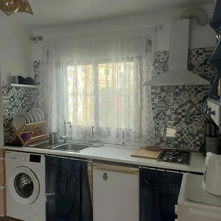 Casa Roberta Aire * ארונה